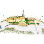 Spielgerät Dampfschiff Tristan in der Seitenansicht mit abgedeckten Schaufelrädern zum Klettern, Rutschen, Kletternetzen und vielen weiteren Spielmöglichkeiten
